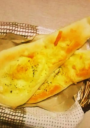 HB美味し〜〜い!チーズナン♪-レシピのメイン写真