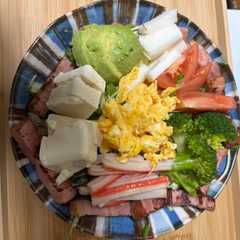 豆腐・アボカド・長芋の簡単野菜サラダ-レシピのメイン写真
