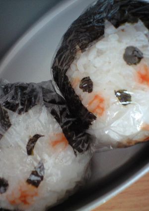 超簡単！キャラ弁☆子供の顔のおにぎり-レシピのメイン写真