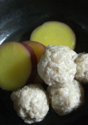 鶏だんごとさつまいものほっこり＊＊煮物*-レシピのメイン写真