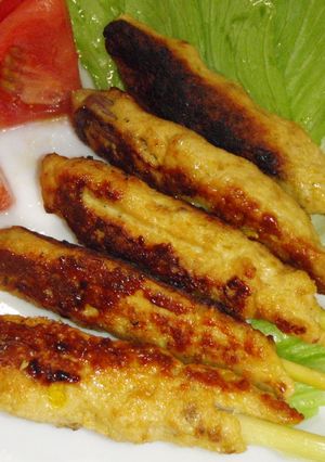 バリ島でホテルシェフに習った♪挽肉のサテ-レシピのメイン写真