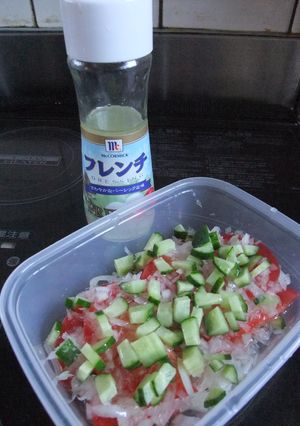 簡単♪ひたひたに漬けるだけのトマトサラダ-レシピのメイン写真