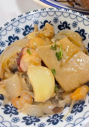 簡単!にんにく多め海鮮ときのこアヒージョ-レシピのメイン写真