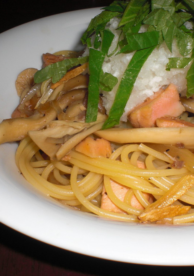 秋味♪鮭ときのこの和風パスタ-レシピのメイン写真