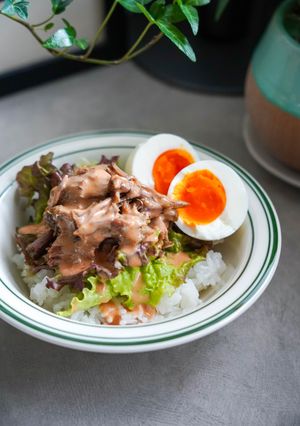 ほぐれるお肉★スパイシープルドポーク丼-レシピのメイン写真