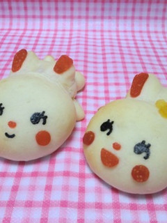 ウサギさんのパン-レシピのメイン写真