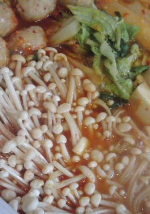♡お味噌が決め手の我が家のキムチ鍋♡　-レシピのメイン写真