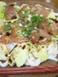 伊勢うどん豚しょうが焼き のせ。-レシピのメイン写真