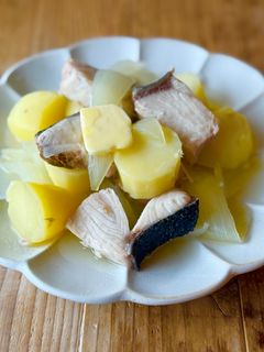 mブリとじゃがいもの塩バター煮-レシピのメイン写真