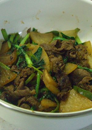 超簡単☆牛肉と大根と青菜の炒め物♪-レシピのメイン写真