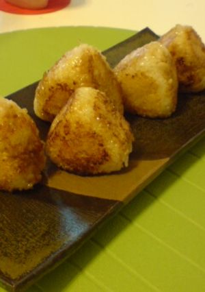 シエロオリーブオイルを使って~焼おにぎり-レシピのメイン写真
