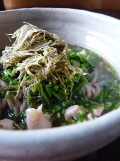 セリととろろ昆布の温かいお蕎麦-レシピのメイン写真