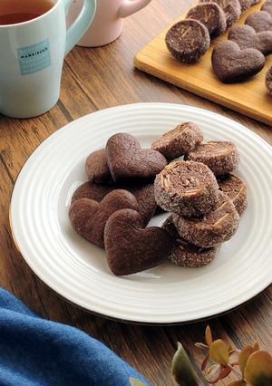 バター半量でサクほろ濃厚ココアクッキー。-レシピのメイン写真