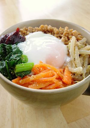 鶏そぼろでビビンバ!-レシピのメイン写真