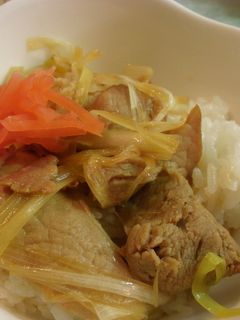 長ネギ 焼き豚丼-レシピのメイン写真