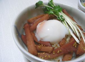 市販のウナギのタレでチャーシュー丼-レシピのメイン写真