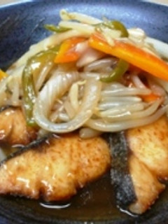 ワラサ(ブリ)の甘酢あんかけ♪れしぴ-レシピのメイン写真