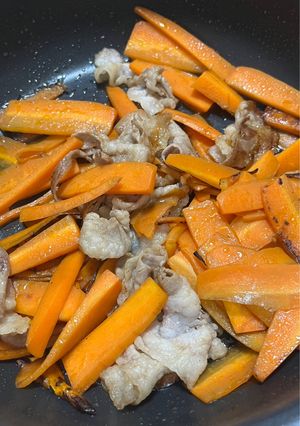 にんじんと豚肉めんつゆ炒め-レシピのメイン写真