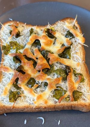 ごま香るしらすトースト♪-レシピのメイン写真