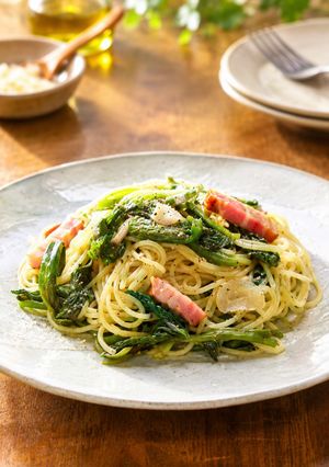 春の味☆山菜☆ヤチブキとベーコンのパスタ-レシピのメイン写真