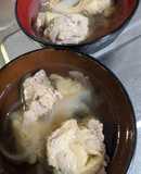 簡単★鶏肉と玉ねぎのコンソメ醤油スープ