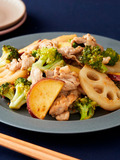 豚肉と秋野菜の胡麻ドレ炒め-レシピのメイン写真
