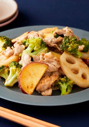 豚肉と秋野菜の胡麻ドレ炒め-レシピのメイン写真