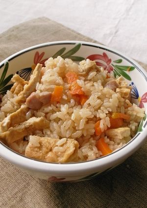 簡単コツあり！鶏肉と油揚げの炊き込みご飯-レシピのメイン写真