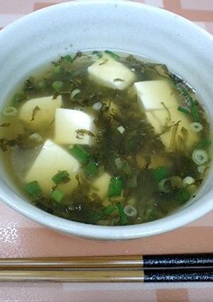 絹ごし豆腐と高菜漬けのスープ-レシピのメイン写真