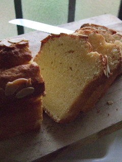 香り高い アーモンドケーキ-レシピのメイン写真