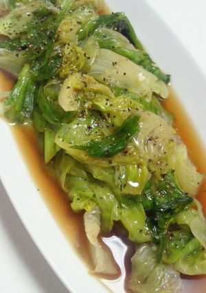 簡単☆シンプル☆レタスだけのごま油炒め♪-レシピのメイン写真