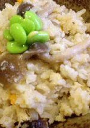 はなびし草の青豆のおからで炊き込みご飯-レシピのメイン写真