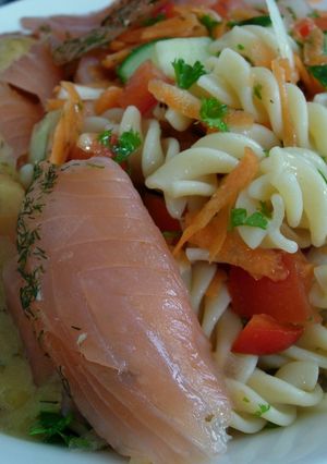 スモークサーモンのパスタサラダ-レシピのメイン写真