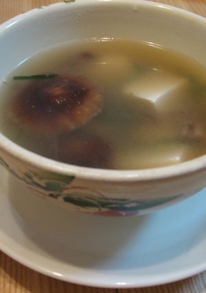 しいたけ・にら・とうふの中華スープ-レシピのメイン写真