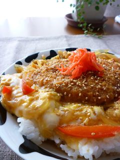 クイック♫コロッケの卵とじ♥丼ぶり-レシピのメイン写真