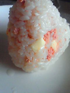 お弁当☆たらこ(明太子)おにぎり〜洋風〜-レシピのメイン写真