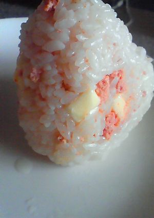 お弁当☆たらこ(明太子)おにぎり〜洋風〜-レシピのメイン写真