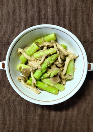 レンジで簡単✿アスパラと しめじの ごま味噌和え-レシピのメイン写真