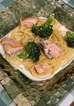 簡単★鮭とブロッコリーのクリームパスタ🥦-レシピのメイン写真