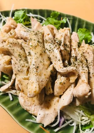 胡麻ダレでいただく●鶏胸肉の塩茹でスティック-レシピのメイン写真