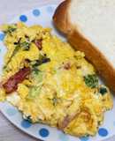 簡単　ベーコンチーズエッグ　朝食にも