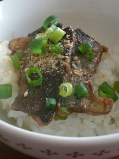 余った鰻のタレでさんまの蒲焼丼-レシピのメイン写真