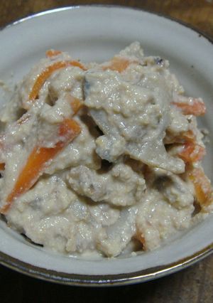 くるみと豆腐の和え物　肉入りでコクアップ-レシピのメイン写真