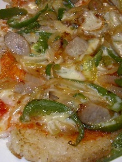 カリカリでうまっ☆ご飯ピザ-レシピのメイン写真
