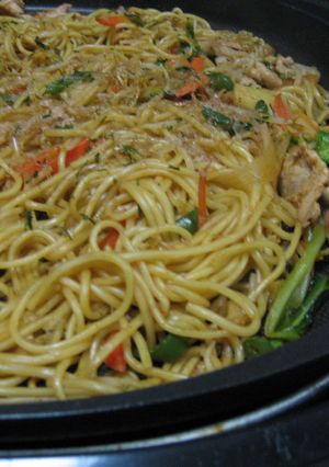 ホットプレートで熱々キムチ焼きそば-レシピのメイン写真