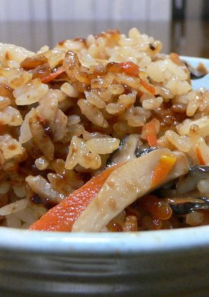 エリンギたっぷり炊き込みご飯-レシピのメイン写真
