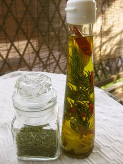 ローズマリー&ニンニクのハーブオイル-レシピのメイン写真