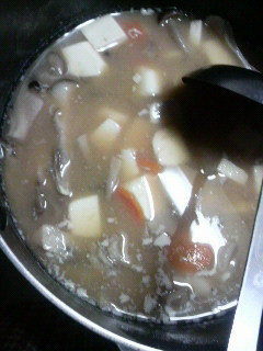 きのこと豆腐と人参のお味噌汁-レシピのメイン写真