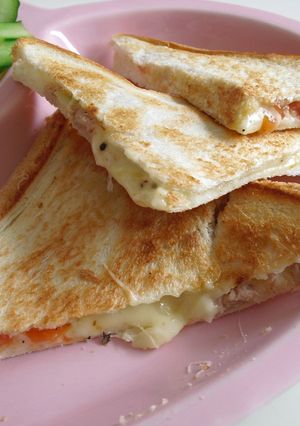 簡単☆ぎゅっぎゅのホットサンド♪-レシピのメイン写真