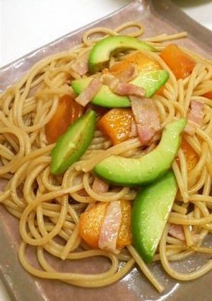 アボと柿のバター醤油パスタ☆とろとろ～♪-レシピのメイン写真